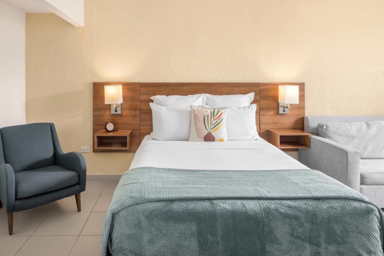 Wyndham Palmas Beach And Golf Boutique Resort Humacao Exterior photo